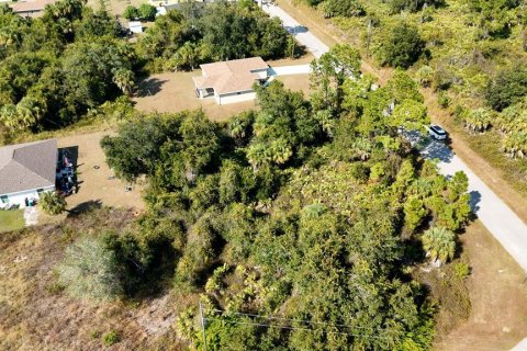 Terreno en venta en North Port, Florida № 2165521 - foto 12
