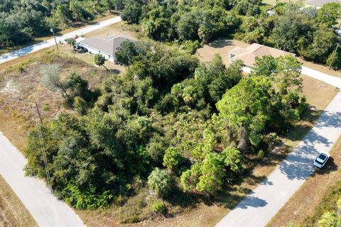 Terreno en venta en North Port, Florida № 2165521 - foto 13