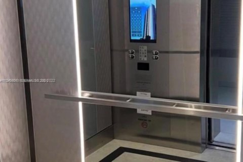 Condominio en alquiler en Aventura, Florida, 3 dormitorios, 107.49 m2 № 2029617 - foto 16