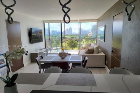 Condominio en alquiler en Aventura, Florida, 3 dormitorios, 107.49 m2 № 2029617 - foto 2