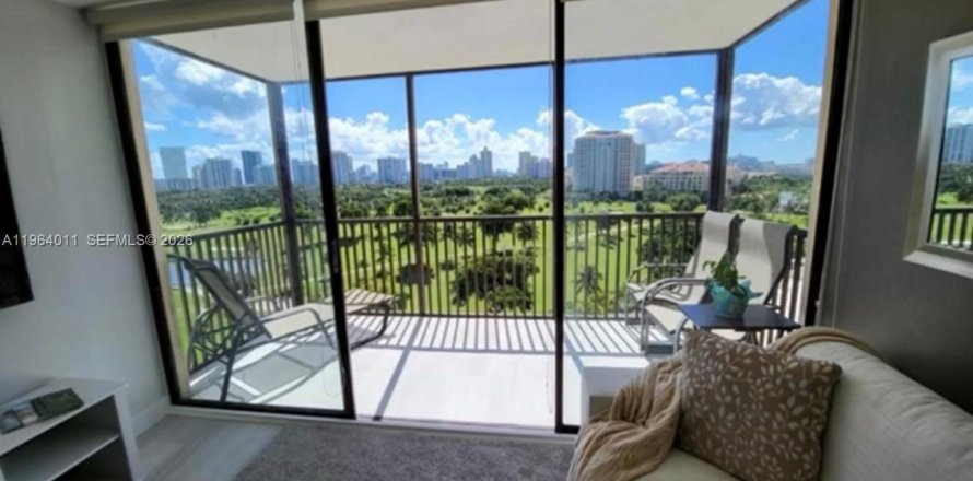 Condominio en Aventura, Florida, 3 dormitorios  № 2029617