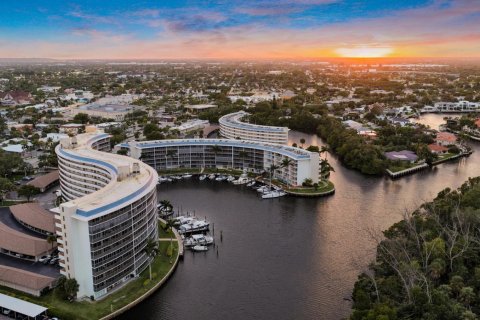 Copropriété à vendre à Deerfield Beach, Floride: 3 chambres, 168.71 m2 № 2087349 - photo 2