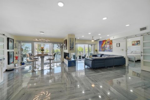 Copropriété à vendre à Deerfield Beach, Floride: 3 chambres, 168.71 m2 № 2087349 - photo 12