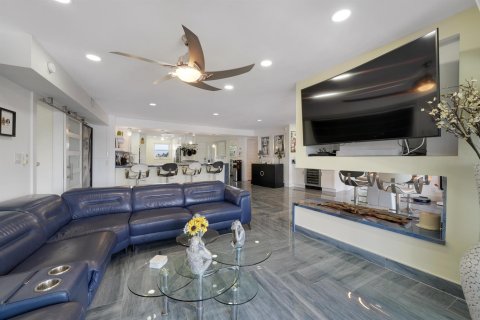 Copropriété à vendre à Deerfield Beach, Floride: 3 chambres, 168.71 m2 № 2087349 - photo 13