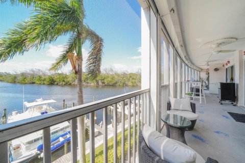 Copropriété à vendre à Deerfield Beach, Floride: 3 chambres, 168.71 m2 № 2087349 - photo 5