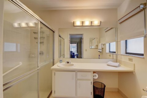 Villa ou maison à louer à Boynton Beach, Floride: 3 chambres, 173.45 m2 № 2184249 - photo 19