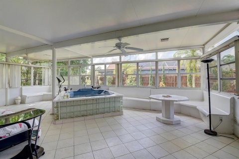 Villa ou maison à louer à Boynton Beach, Floride: 3 chambres, 173.45 m2 № 2184249 - photo 20