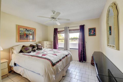 Villa ou maison à louer à Boynton Beach, Floride: 3 chambres, 173.45 m2 № 2184249 - photo 11