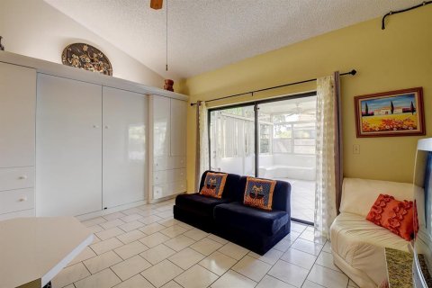 Villa ou maison à louer à Boynton Beach, Floride: 3 chambres, 173.45 m2 № 2184249 - photo 14