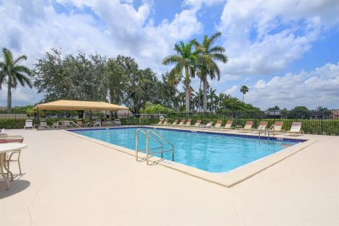 Villa ou maison à louer à Boynton Beach, Floride: 3 chambres, 173.45 m2 № 2184249 - photo 29