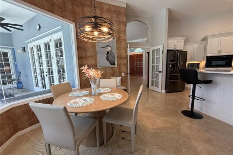 Снять в аренду виллу или дом в Лейквуд Ранч, Флорида 8 комнат, 260.31м2, № 1656928 - фото 17