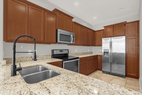 Townhouse in Orlando, Florida 3 bedrooms, 170.01 sq.m. № 2238873 - photo 6