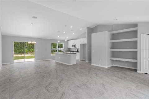 Casa en venta en Spring Hill, Florida, 3 dormitorios, 160.16 m2 № 1904586 - foto 7
