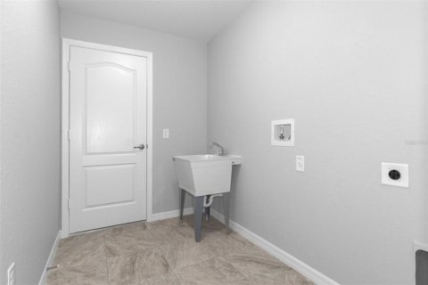Casa en venta en Spring Hill, Florida, 3 dormitorios, 160.16 m2 № 1904586 - foto 29