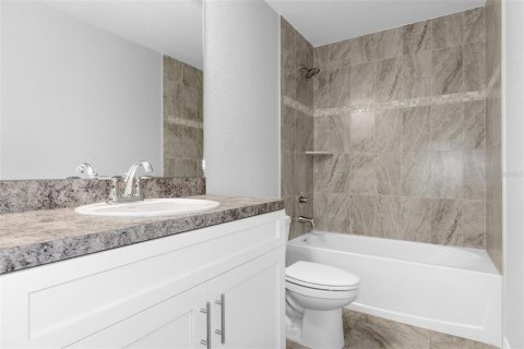 Casa en venta en Spring Hill, Florida, 3 dormitorios, 160.16 m2 № 1904586 - foto 22