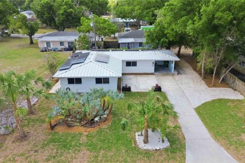 House in Sarasota, Florida 3 bedrooms, 128.21 sq.m. № 2104919 - photo 30