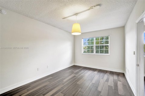 Copropriété à louer à Pembroke Pines, Floride: 1 chambre, 75.25 m2 № 2000082 - photo 30