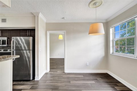 Copropriété à louer à Pembroke Pines, Floride: 1 chambre, 75.25 m2 № 2000082 - photo 9