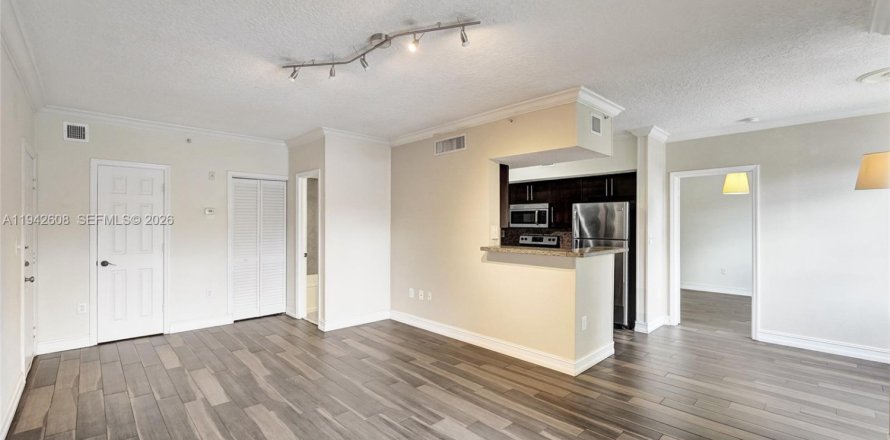 Condo à Pembroke Pines, Floride, 1 chambre  № 2000082