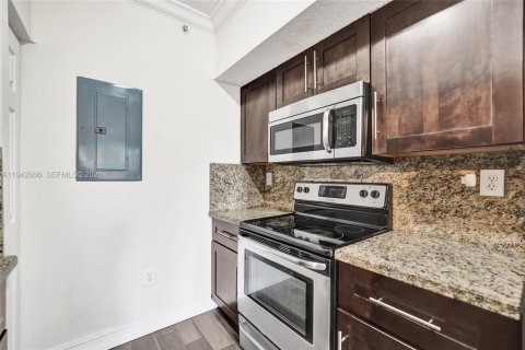 Copropriété à louer à Pembroke Pines, Floride: 1 chambre, 75.25 m2 № 2000082 - photo 5