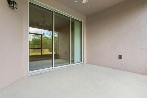 Condo in Davenport, Florida, 2 bedrooms  № 1623018 - photo 30