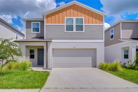 House in Wesley Chapel, Florida 5 bedrooms, 279.73 sq.m. № 2318527 - photo 2