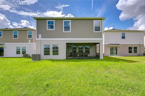 House in Wesley Chapel, Florida 5 bedrooms, 279.73 sq.m. № 2318527 - photo 25