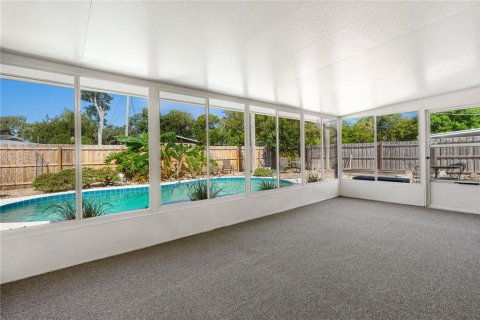 House in South Daytona, Florida 3 bedrooms, 121.33 sq.m. № 1854208 - photo 14