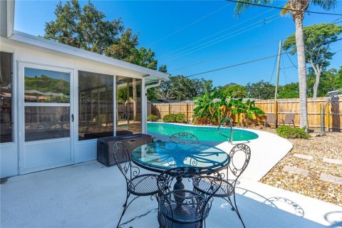 House in South Daytona, Florida 3 bedrooms, 121.33 sq.m. № 1854208 - photo 11