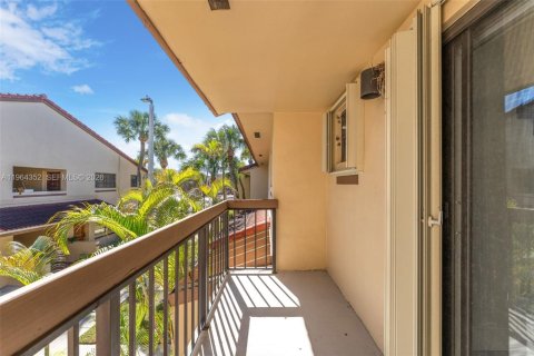 Adosado en venta en Miami, Florida, 2 dormitorios, 124.49 m2 № 2027828 - foto 17