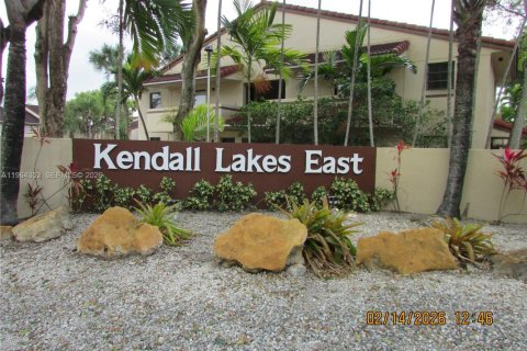 Adosado en venta en Miami, Florida, 2 dormitorios, 124.49 m2 № 2027828 - foto 21