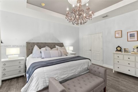 Touwnhouse à vendre à Miami, Floride: 4 chambres, 182 m2 № 2002945 - photo 20