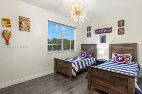 Touwnhouse à vendre à Miami, Floride: 4 chambres, 182 m2 № 2002945 - photo 29