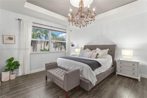 Touwnhouse à vendre à Miami, Floride: 4 chambres, 182 m2 № 2002945 - photo 21