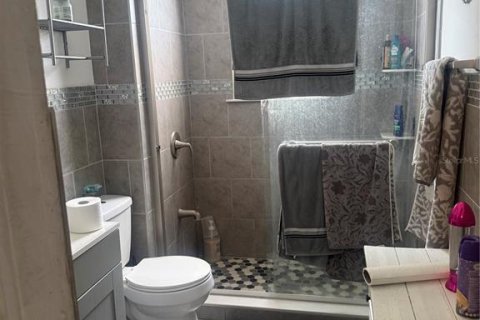 Casa en venta en Tampa, Florida, 2 dormitorios, 111.39 m2 № 2224740 - foto 9