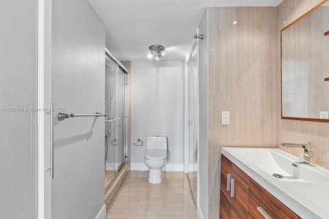 Condominio en venta en Miami Beach, Florida, 1 dormitorio, 84.54 m2 № 1814414 - foto 15