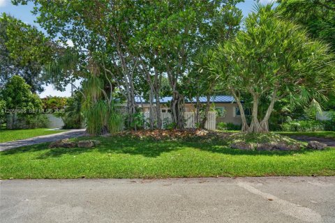 Villa ou maison à Pinecrest, Floride 3 chambres, 141.77 m2 № 2292155