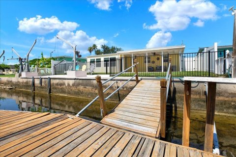 Villa ou maison à vendre à Hudson, Floride: 2 chambres, 89.93 m2 № 2142942 - photo 28