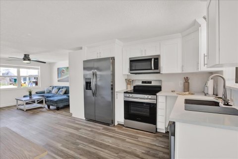 Villa ou maison à vendre à Hudson, Floride: 2 chambres, 89.93 m2 № 2142942 - photo 6