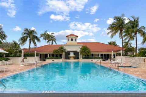 Condo in Aventura, Florida, 1 bedroom  № 2090654 - photo 24