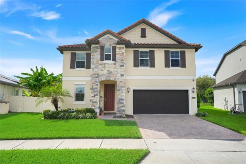 House in Winter Garden, Florida 4 bedrooms, 242.85 sq.m. № 2324120