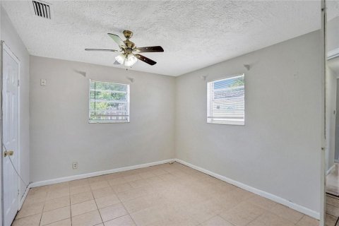 Villa ou maison à louer à Davie, Floride: 3 chambres, 110.46 m2 № 2390123 - photo 6