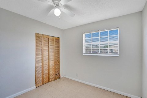 Villa ou maison à louer à Davie, Floride: 3 chambres, 110.46 m2 № 2390123 - photo 10