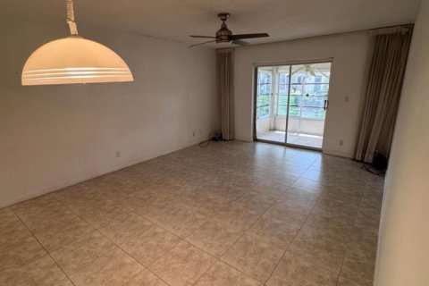 Copropriété à vendre à Margate, Floride: 1 chambre, 63.17 m2 № 2154235 - photo 3