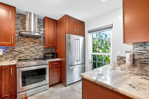 Copropriété à vendre à Largo, Floride: 2 chambres, 96.15 m2 № 2214211 - photo 7