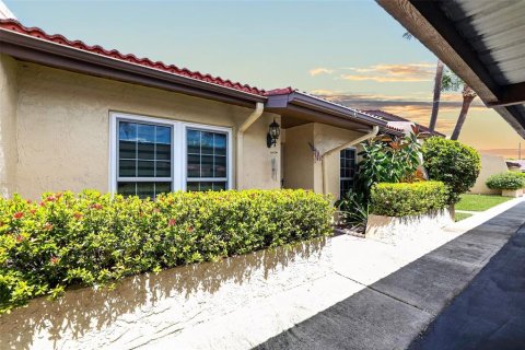 Copropriété à vendre à Largo, Floride: 2 chambres, 96.15 m2 № 2214211 - photo 4