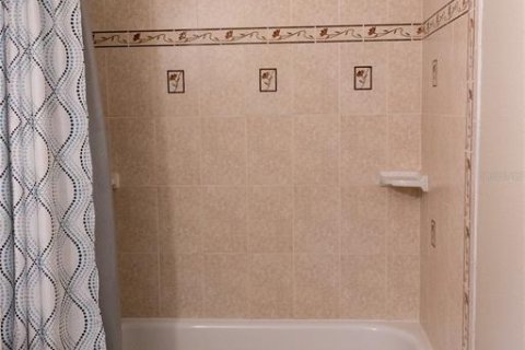 Купить виллу или дом в Юстис, Флорида 5 комнат, 114.83м2, № 1742881 - фото 15