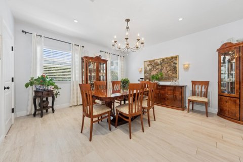 House in West Palm Beach, Florida 6 bedrooms, 289.3 sq.m. № 2087654 - photo 16