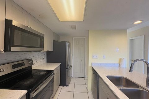 Touwnhouse à louer à Orlando, Floride: 2 chambres, 108.14 m2 № 2416530 - photo 25
