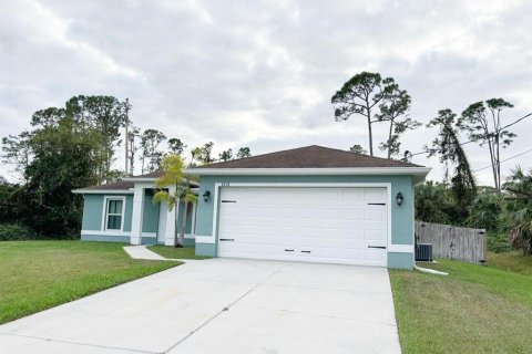 Villa ou maison à louer à North Port, Floride: 3 chambres, 112.88 m2 № 1866264 - photo 4